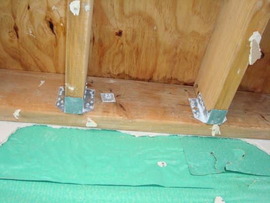 Wall to Deck Junction Resulting Damage Risk House - Wall to Deck Junction Resulting Damage