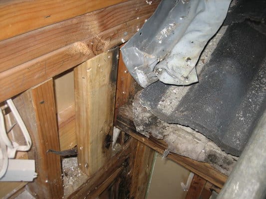 Apron Flashing Resulting Damage Risk House - Apron Flashing Resulting Damage