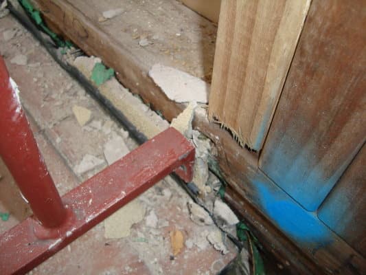 Deck Handrail Fixings Resulting Damage Risk House - Deck Handrail Fixings Resulting Damage